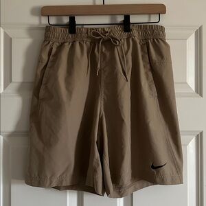Nike Men's Tan Khaki Athletic Shorts